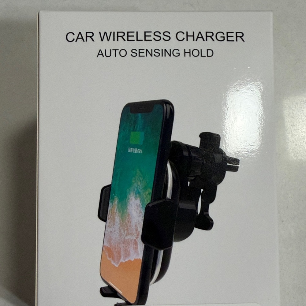 Black Wireless Car Charger with Auto Sensing Hold